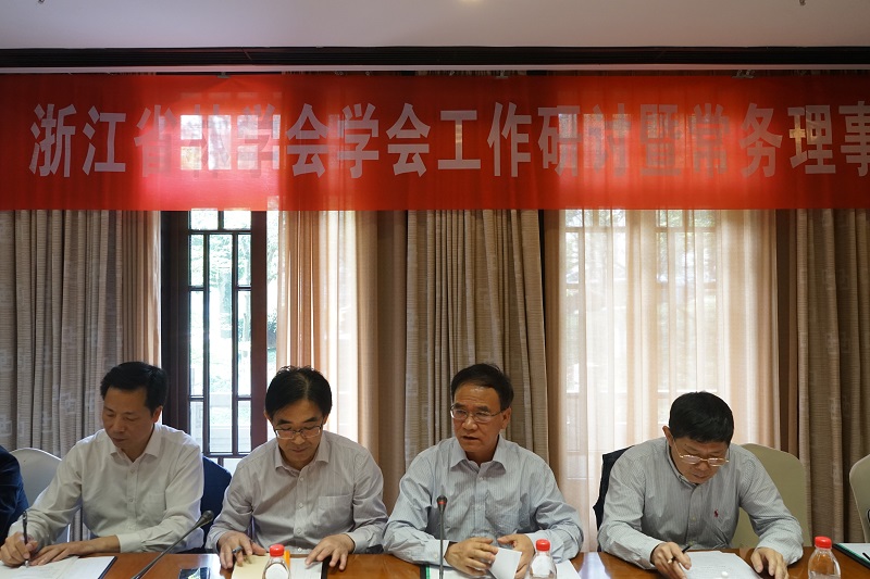 开展省林学会学会工作研讨活动暨常务理事培训.JPG
